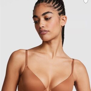 Victoria's Secret Black Push Up Tshirt Bra